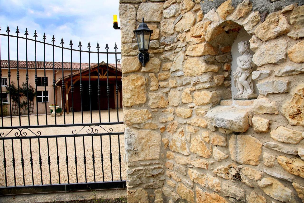 Apartamento Launie Lea Eyzerac Exterior foto